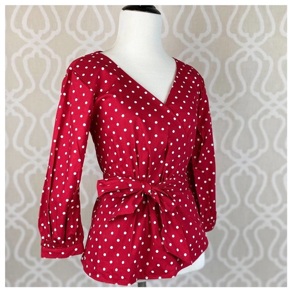 Pin up 50's Style Polka Dot Top - Picture 3 of 8